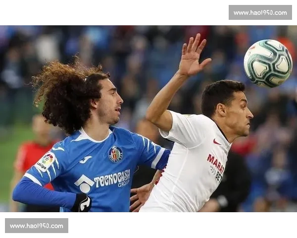 两两对决：探索竞技赛制下的策略博弈与心理较量